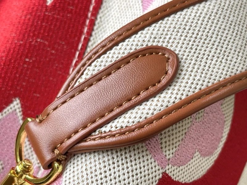 LV Capucines Bags 4081B-0432