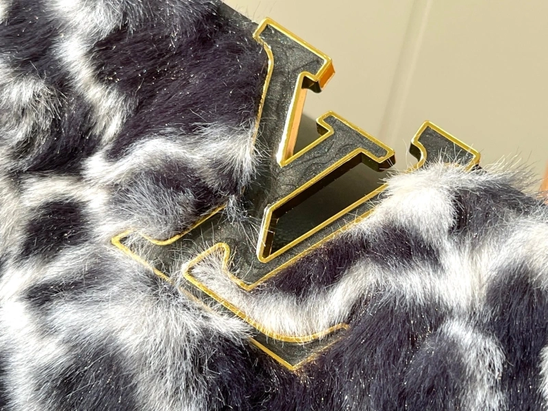 LV Capucines Bags 4081B-0445