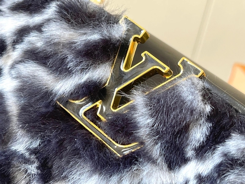 LV Capucines Bags 4081B-0446