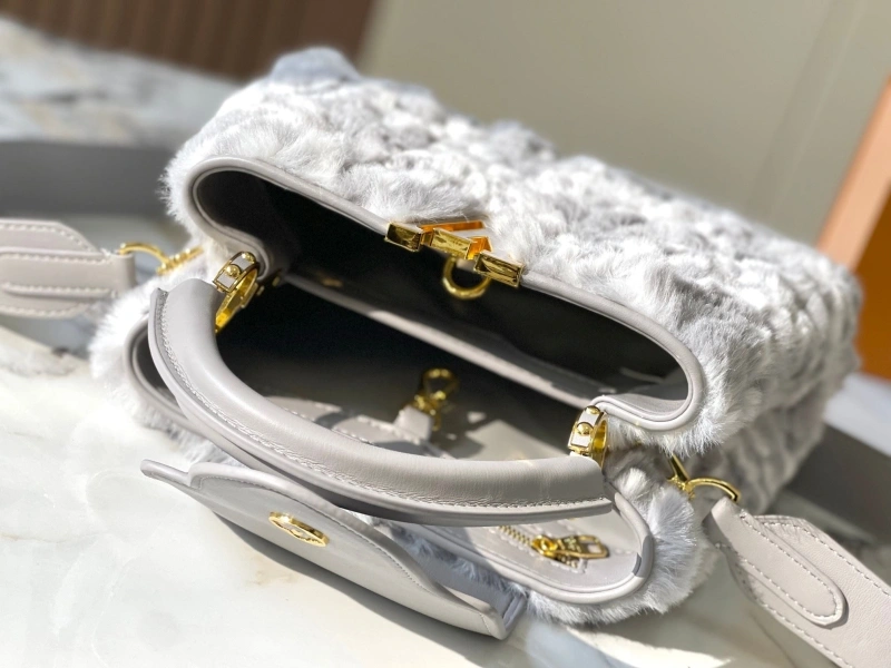 LV Capucines Bags 4081B-0447