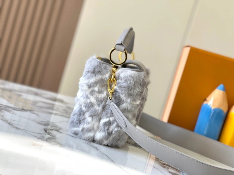 LV Capucines Bags 4081B-0448