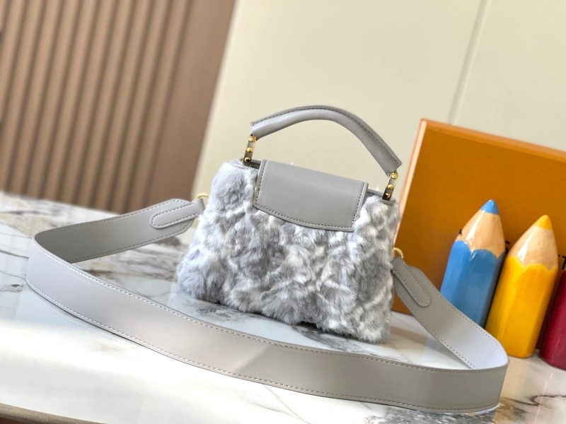LV Capucines Bags 4081B-0448