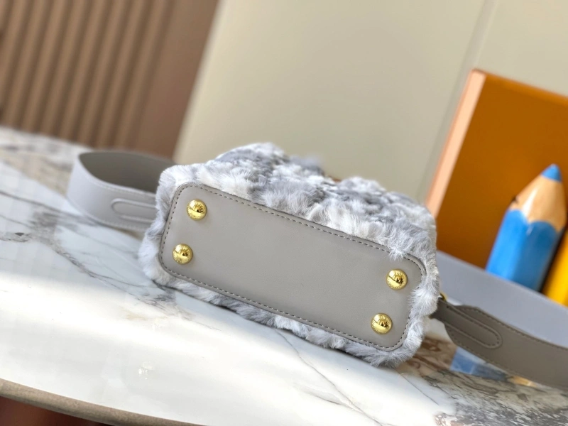 LV Capucines Bags 4081B-0448