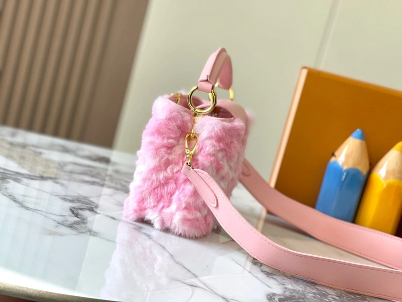 LV Capucines Bags 4081B-0452
