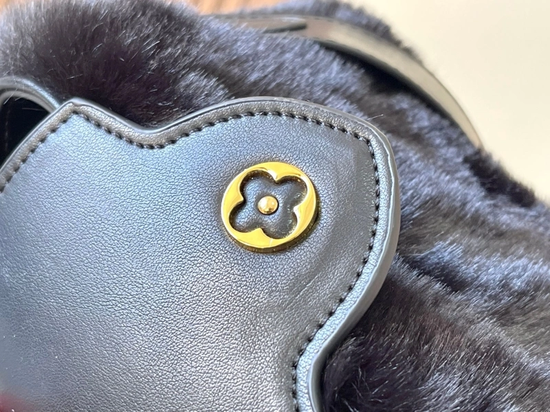 LV Capucines Bags 4081B-0456
