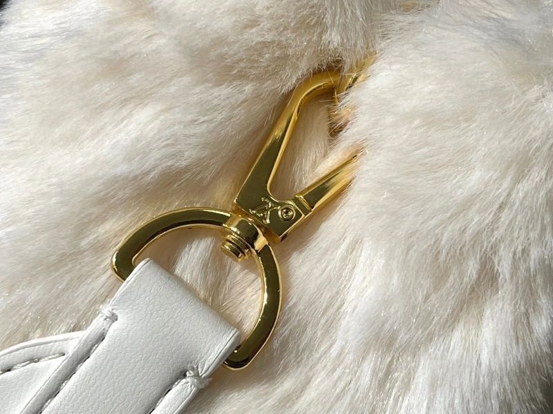 LV Capucines Bags 4081B-0458