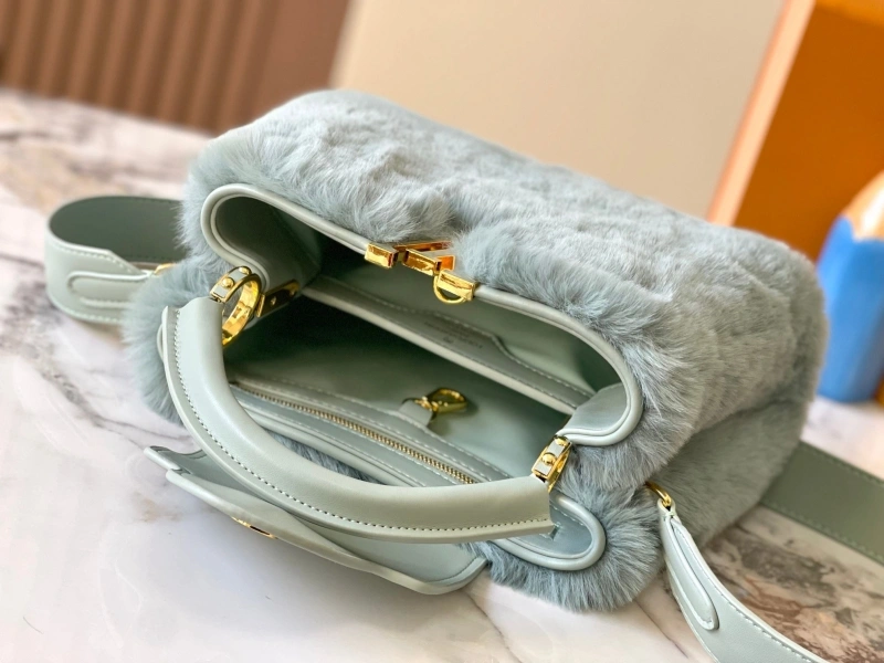 LV Capucines Bags 4081B-0459
