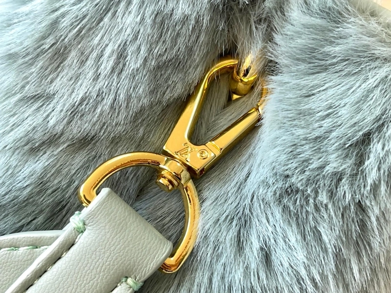 LV Capucines Bags 4081B-0460