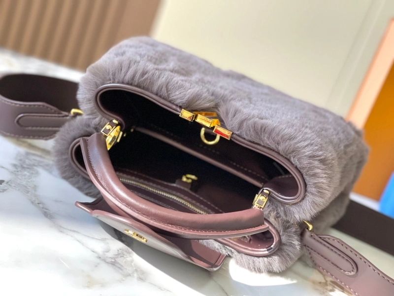 LV Capucines Bags 4081B-0461