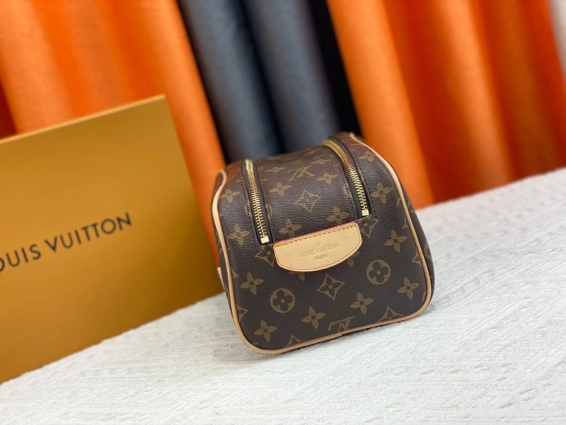 LV Cosmetic Bags 4081B-0539