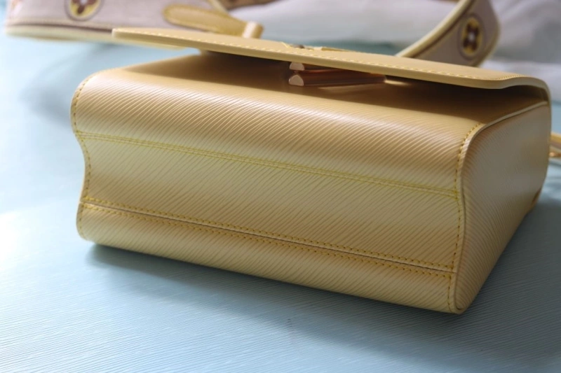 lv twist De*1m bags 4081b-0952