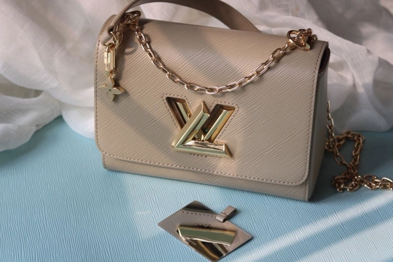lv twist De*1m bags 4081b-0956