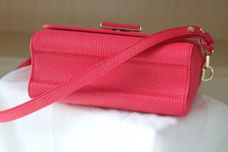 lv twist De*1m bags 4081b-0966