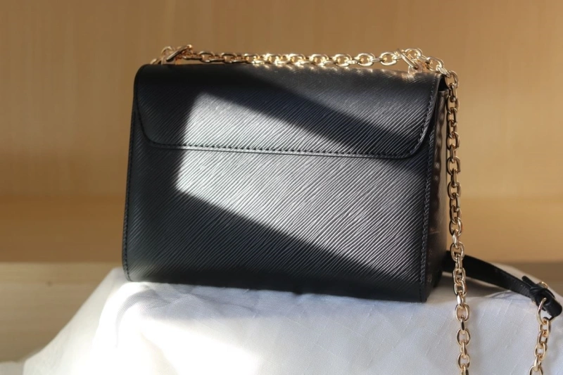 lv twist De*1m bags 4081b-0970