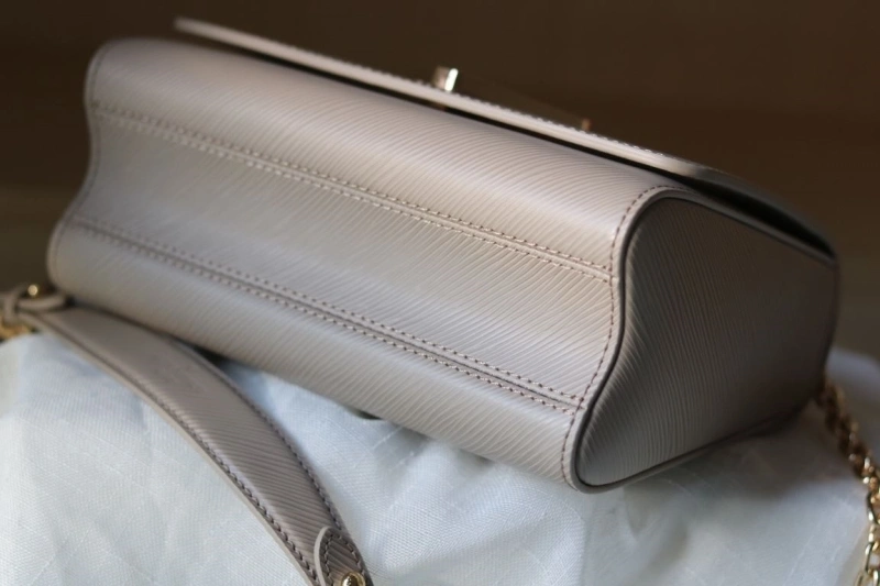 lv twist De*1m bags 4081b-0971