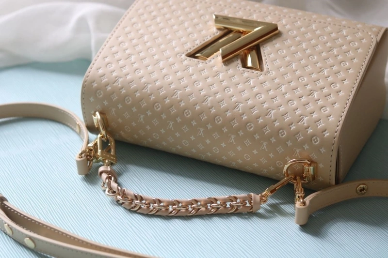 lv twist De*1m bags 4081b-0989