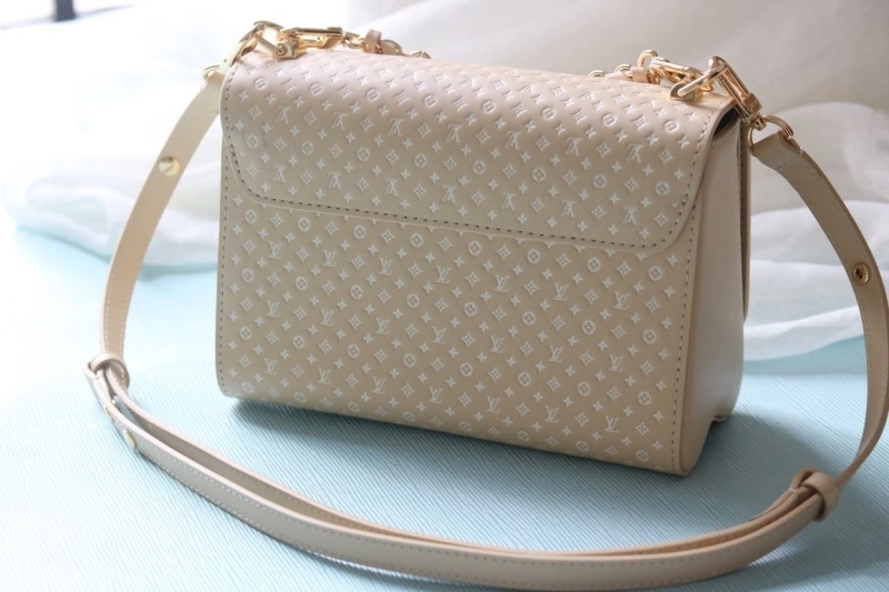 lv twist De*1m bags 4081b-0989
