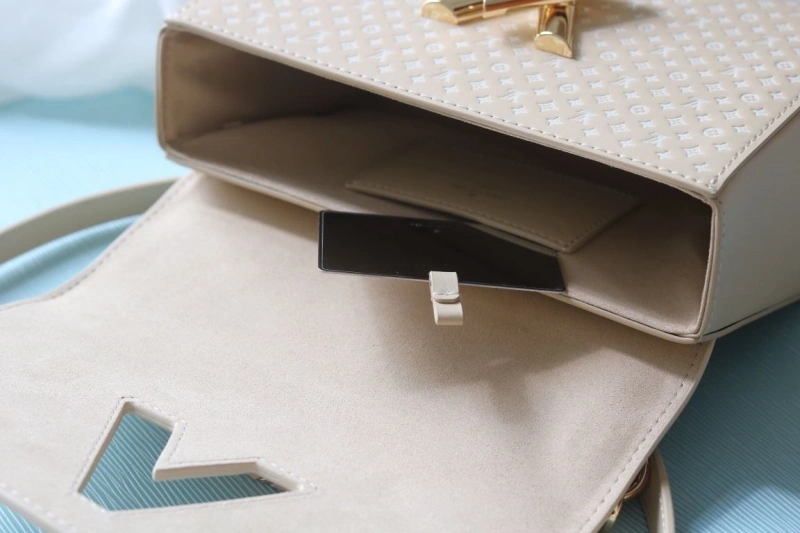 lv twist De*1m bags 4081b-0989