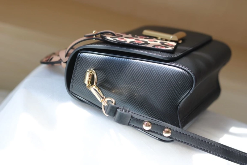 lv twist De*1m bags 4081b-0996