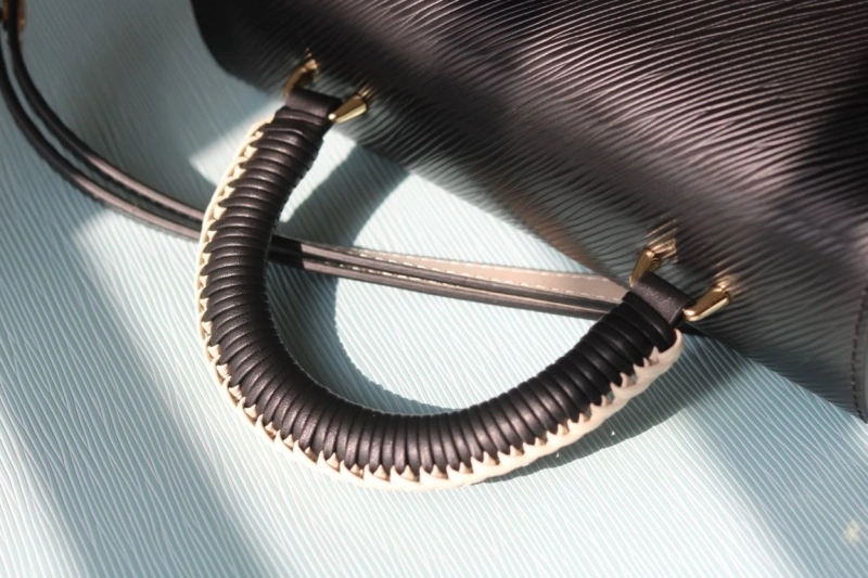 lv twist De*1m bags 4081b-1001