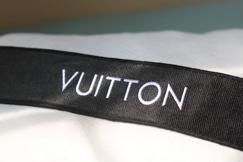lv twist De*1m bags 4081b-1005