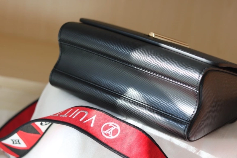 lv twist De*1m bags 4081b-1007