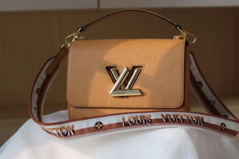 lv twist De*1m bags 4081b-1011