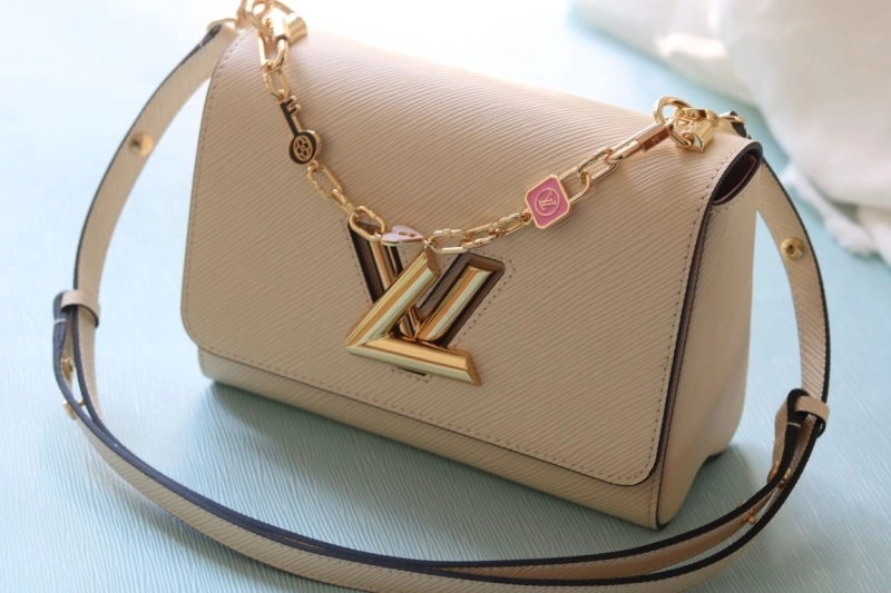lv twist De*1m bags 4081b-1015