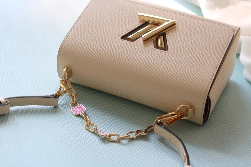 lv twist De*1m bags 4081b-1015