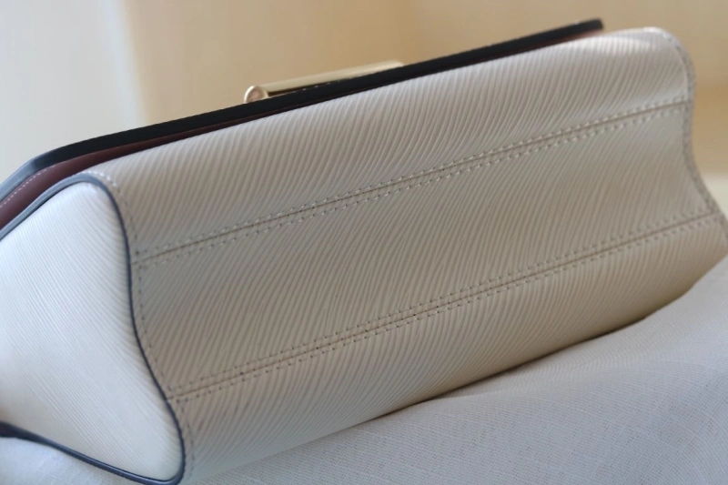 lv twist De*1m bags 4081b-1015