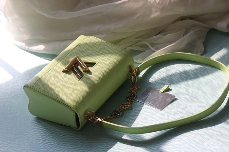 lv twist De*1m bags 4081b-1017