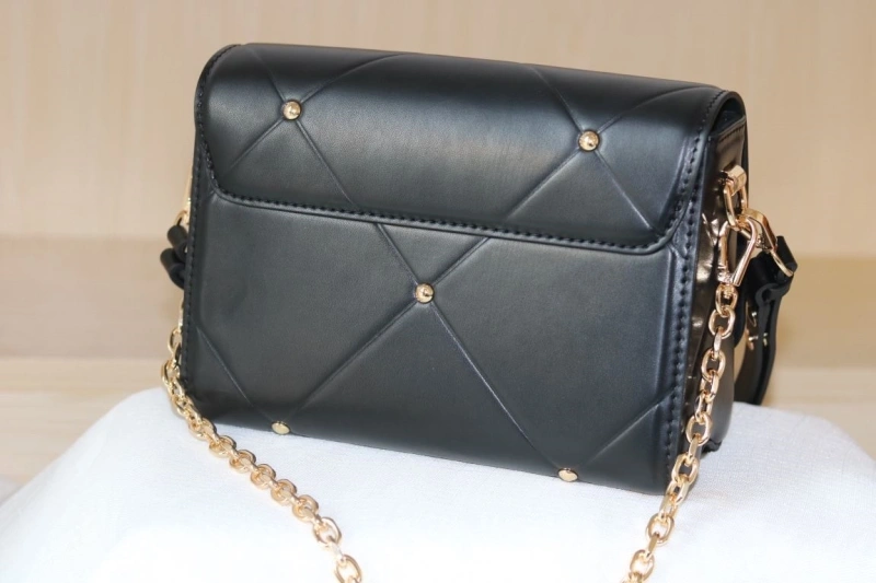 lv twist De*1m bags 4081b-1023