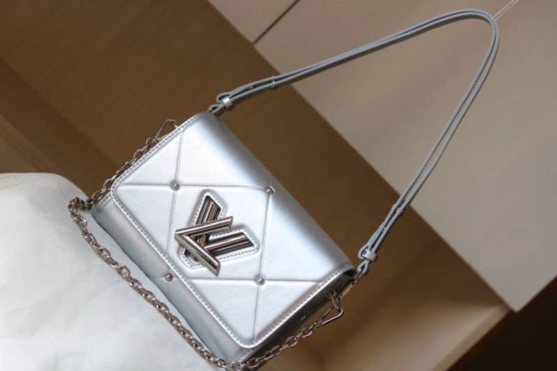 lv twist De*1m bags 4081b-1025