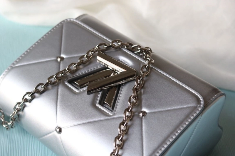 lv twist De*1m bags 4081b-1025