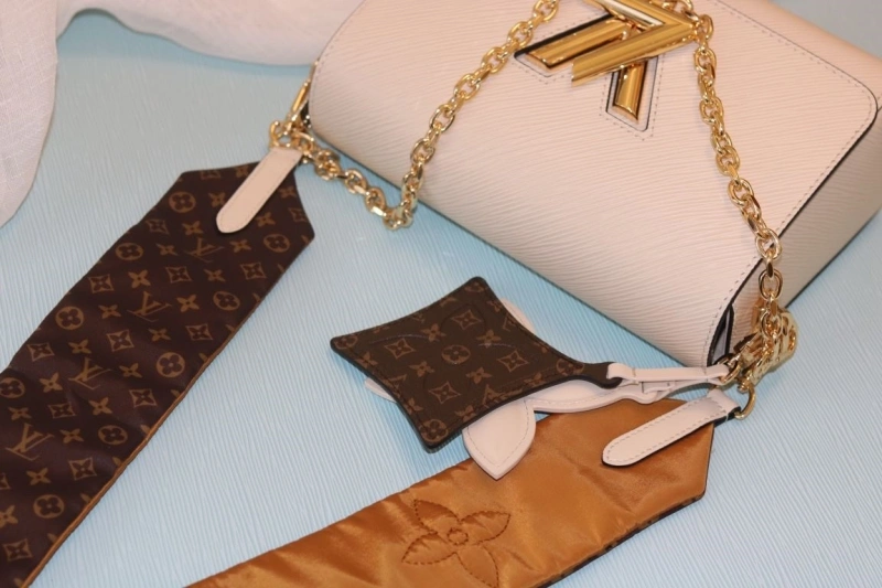 lv twist De*1m bags 4081b-1027