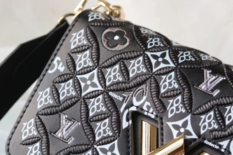 lv twist De*1m bags 4081b-1028