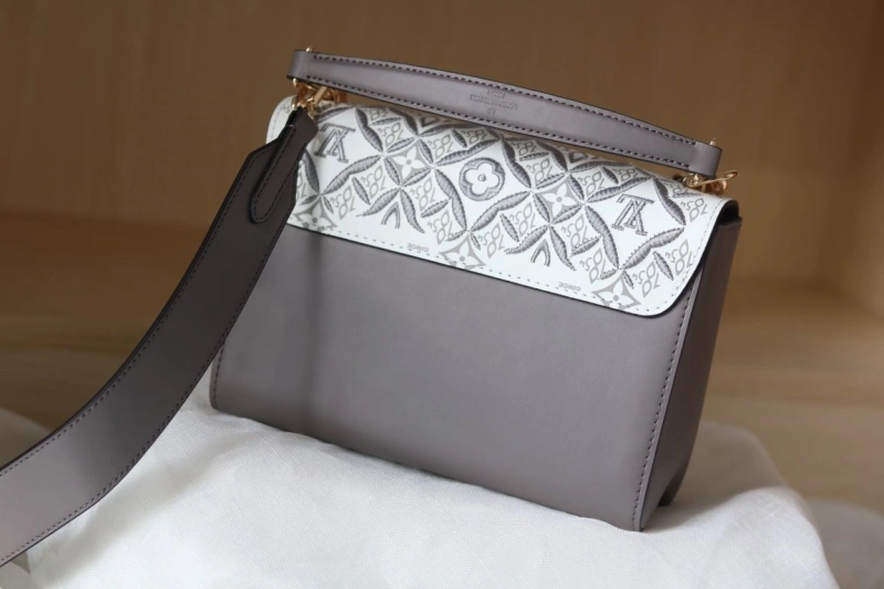 lv twist De*1m bags 4081b-1029