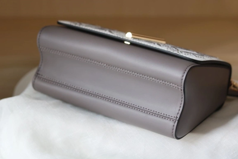 lv twist De*1m bags 4081b-1029