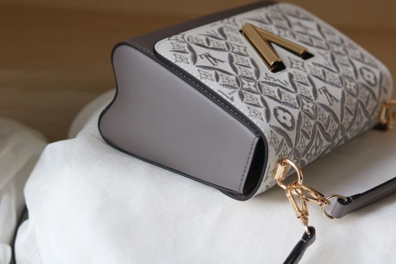 lv twist De*1m bags 4081b-1029