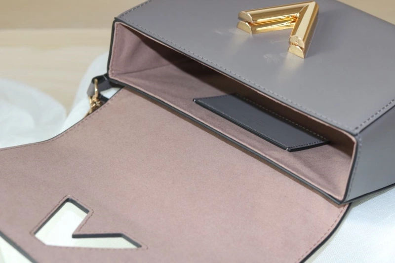 lv twist De*1m bags 4081b-1029