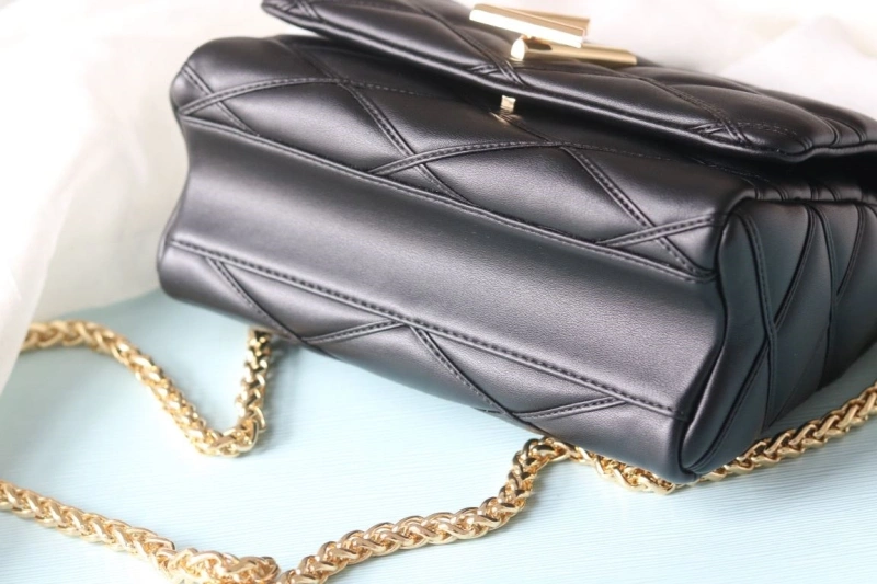 lv twist De*1m bags 4081b-1033