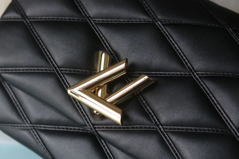 lv twist De*1m bags 4081b-1033
