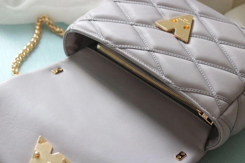 lv twist De*1m bags 4081b-1036