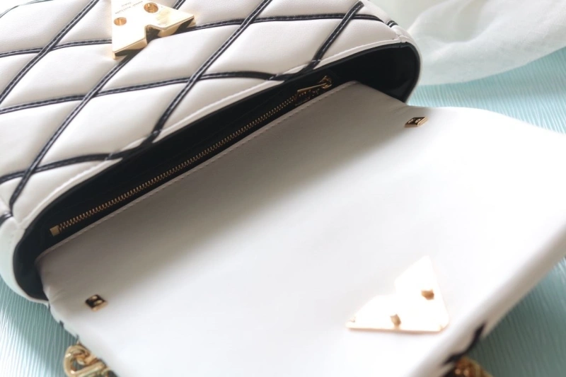 lv twist De*1m bags 4081b-1038