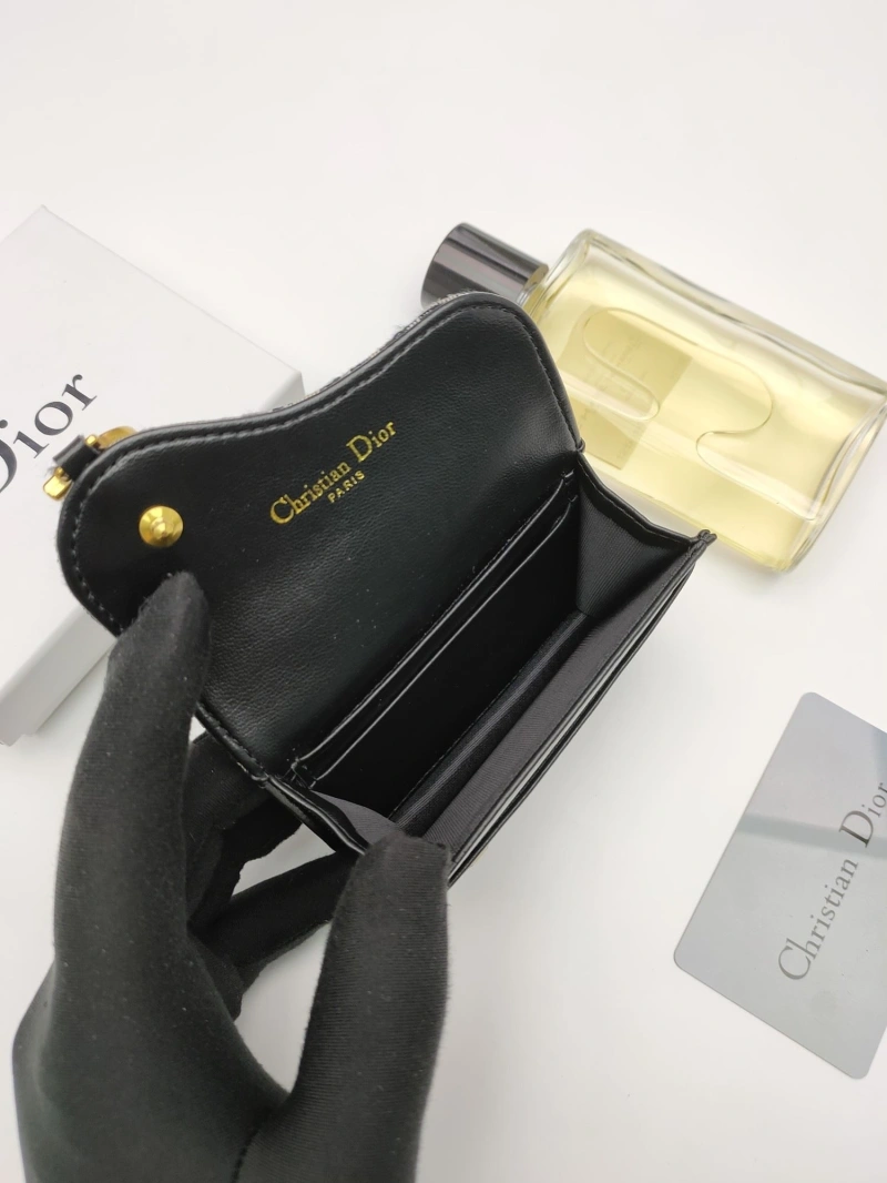 D10r wallet 4081b-1076