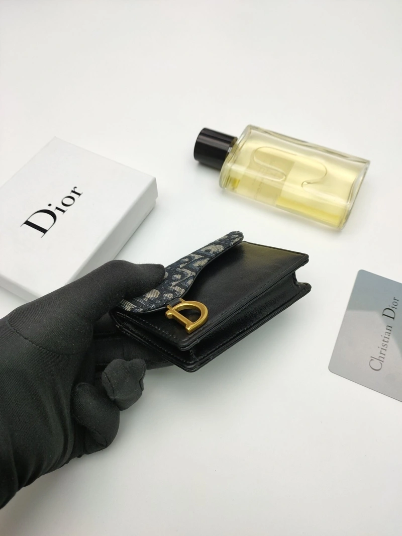 D10r wallet 4081b-1076
