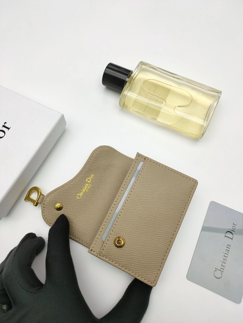 D10r wallet 4081b-1082