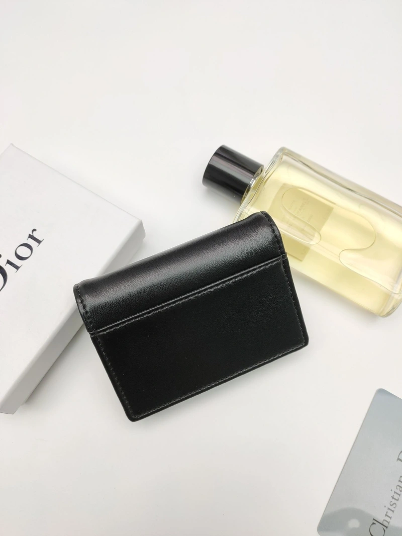 D10r wallet 4081b-1088