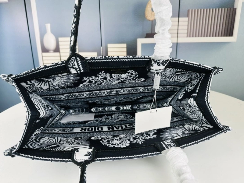 D10r shopping bags 4081b-1600