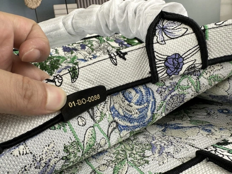 D10r shopping bags 4081b-1624
